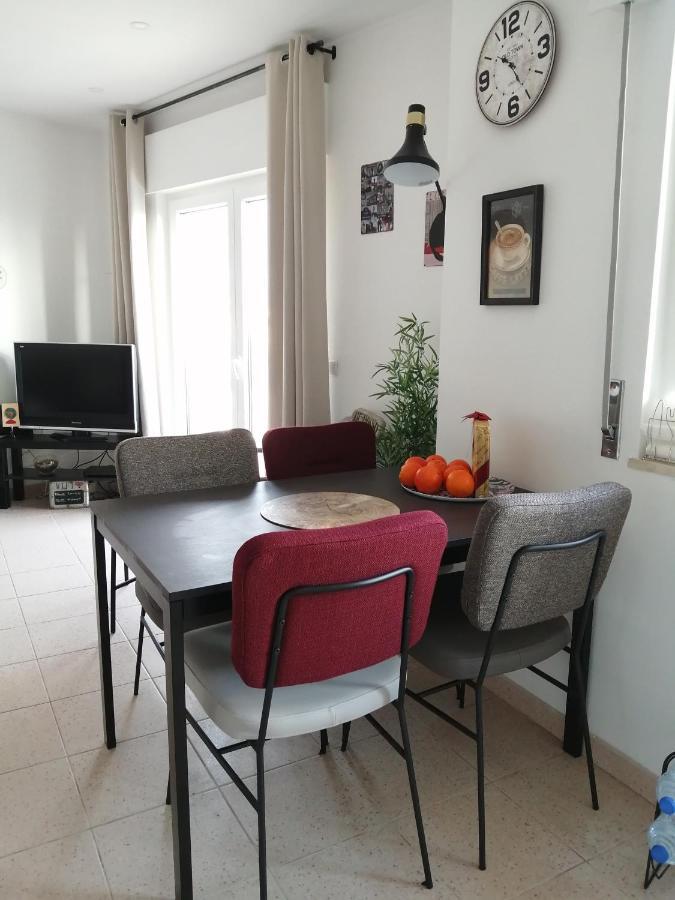 Appartement Vue Sur Mer Et Pieds Dans L'Eau! Portimão Exterior foto