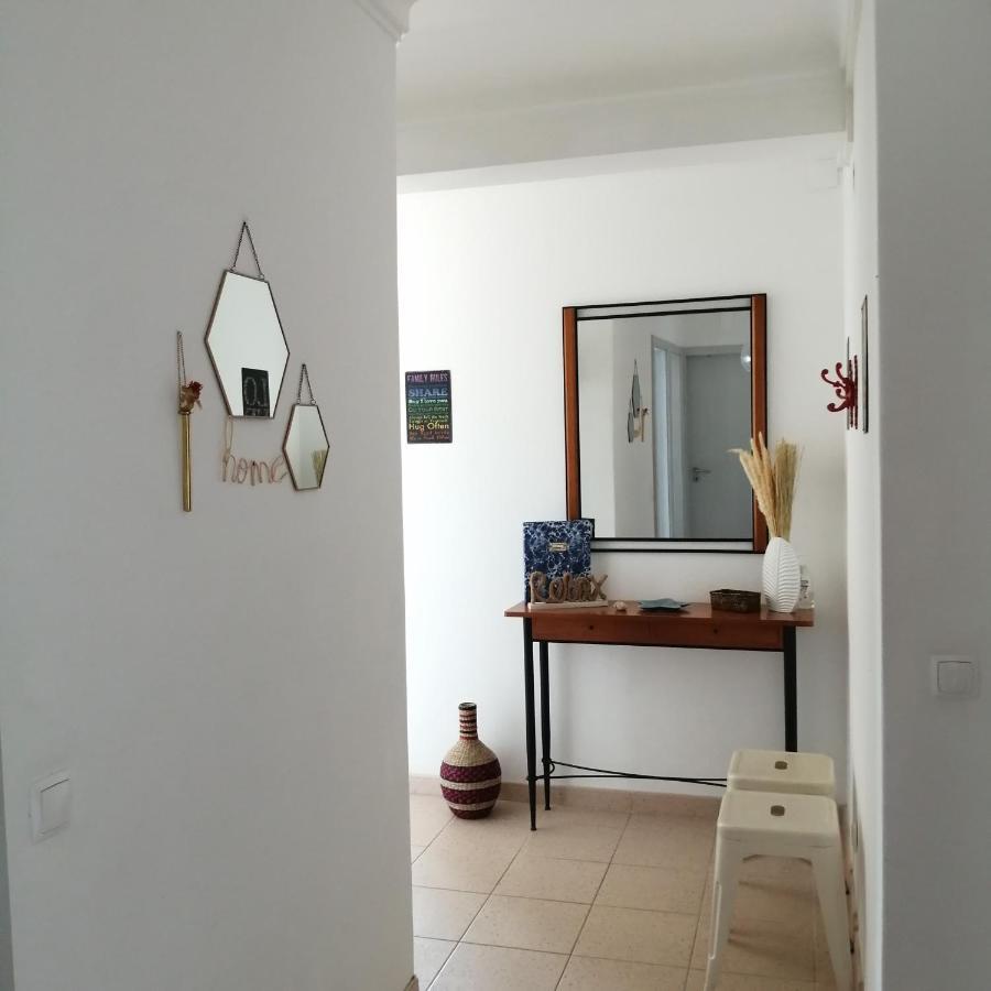 Appartement Vue Sur Mer Et Pieds Dans L'Eau! Portimão Exterior foto