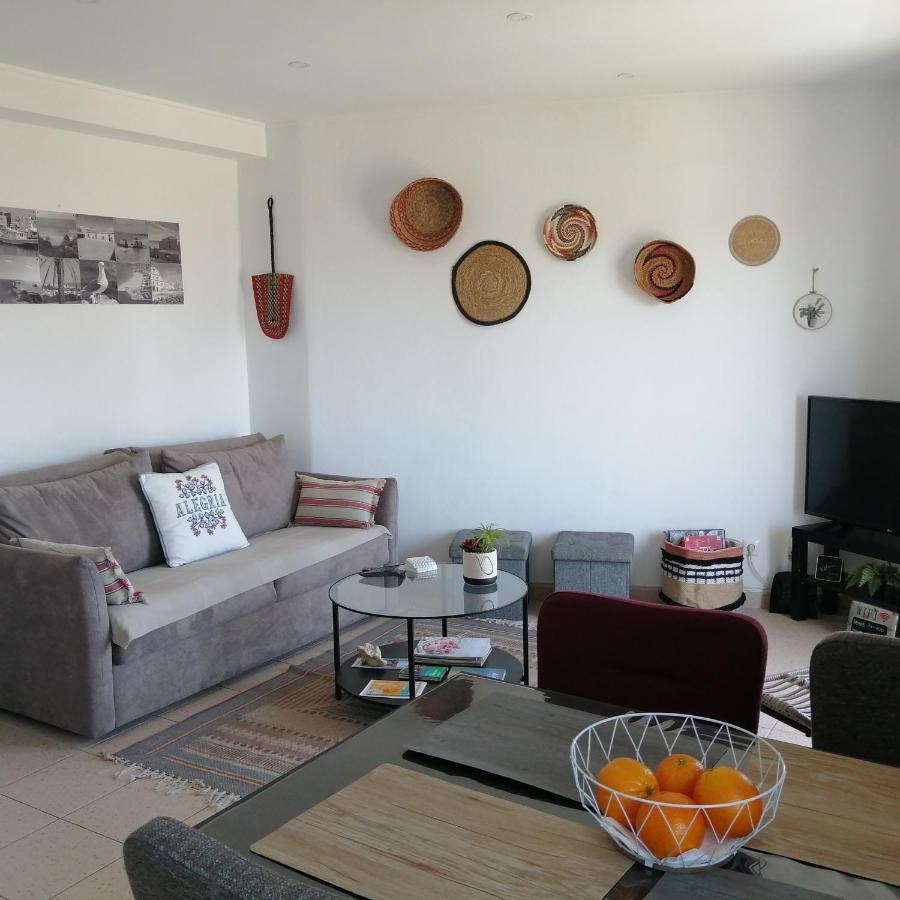 Appartement Vue Sur Mer Et Pieds Dans L'Eau! Portimão Exterior foto