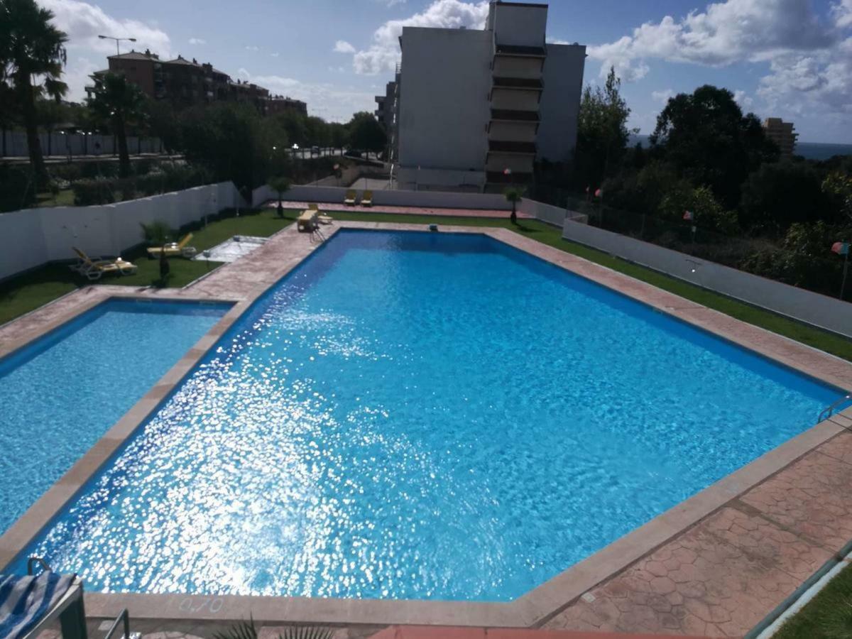 Appartement Vue Sur Mer Et Pieds Dans L'Eau! Portimão Exterior foto